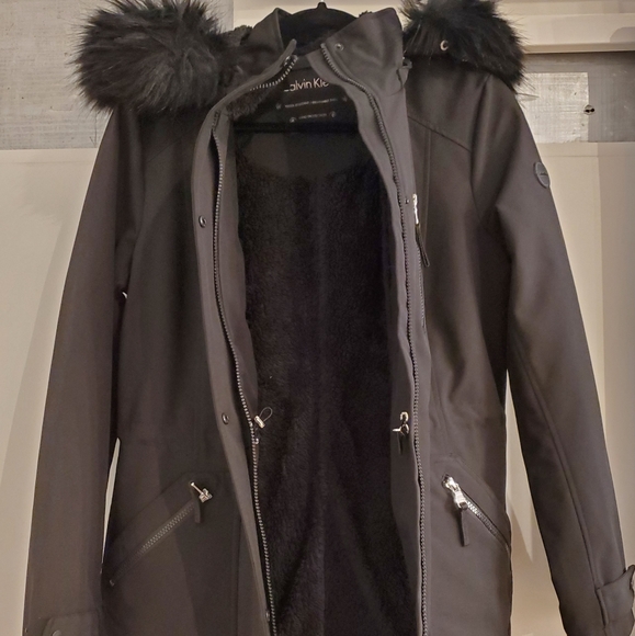 Warm winter jacket - Picture 3 of 5